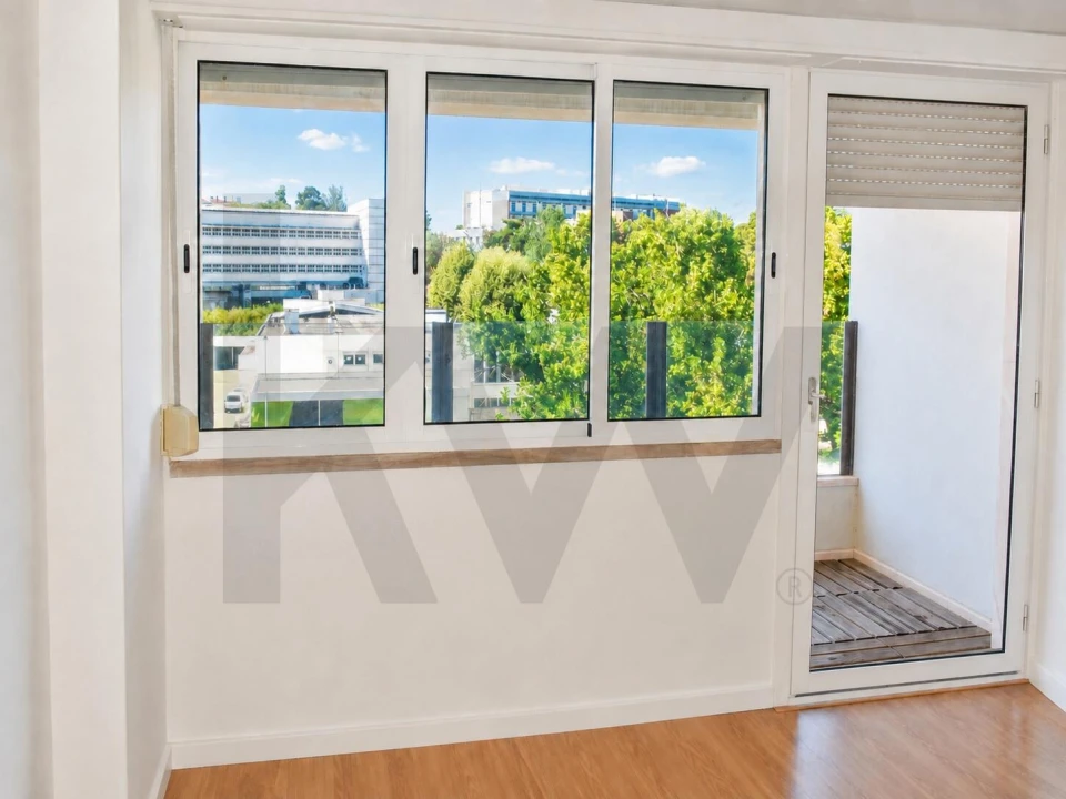 Apartamento T4 para Arrendamento em Lumiar Foto 19