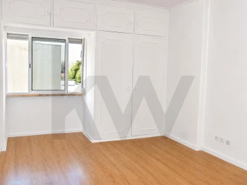 Apartamento T4 para Arrendamento em Lumiar