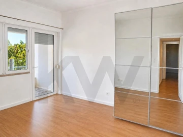 Apartamento T4 para Arrendamento em Lumiar