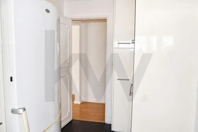 Apartamento T4 para Arrendamento em Lumiar Foto 10