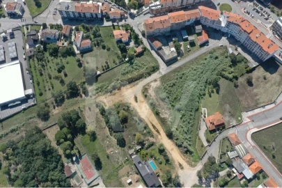 Terreno para Venda em Oliveira do Bairro