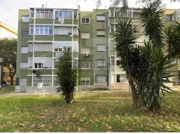Apartamento T2 para Venda em Benfica
