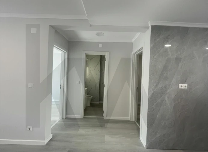 Apartamento T2 para Venda em Benfica Foto 3