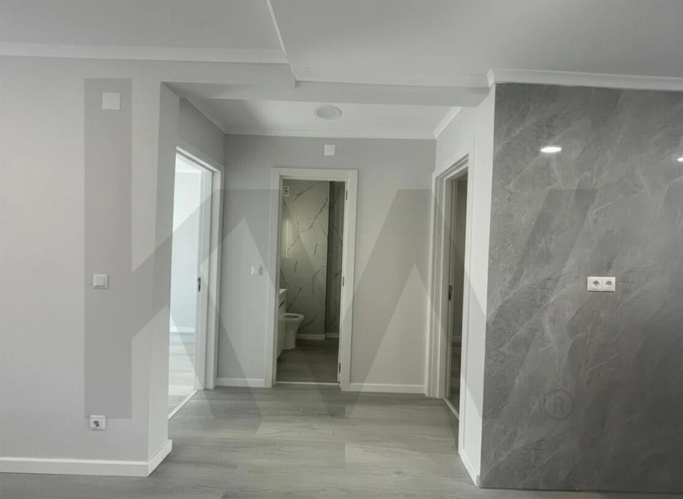 Apartamento T2 para Venda em Benfica Foto 3