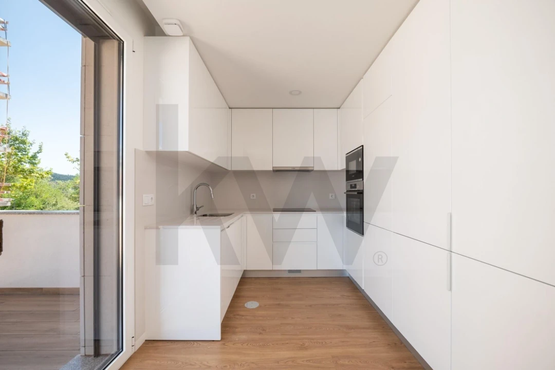 Apartamento T2 para Venda em Santo Antonio dos Olivais Foto 6