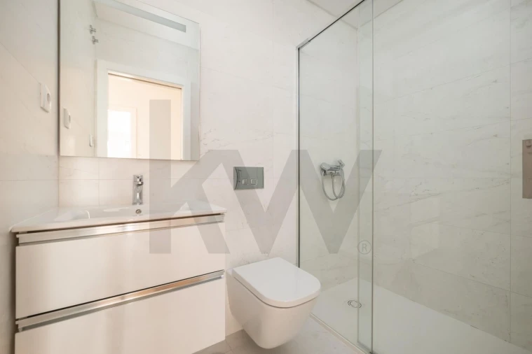 Apartamento T2 para Venda em Santo Antonio dos Olivais Foto 17