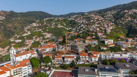 Apartamento T2 para Venda em Estreito de Camara de Lobos