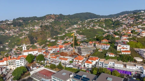 Apartamento T2 para Venda em Estreito de Camara de Lobos