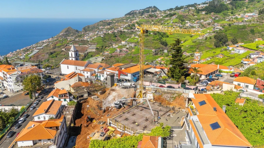 Apartamento T2 para Venda em Estreito de Camara de Lobos Foto 3