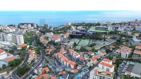 Apartamento T2 para Arrendamento em São Martinho