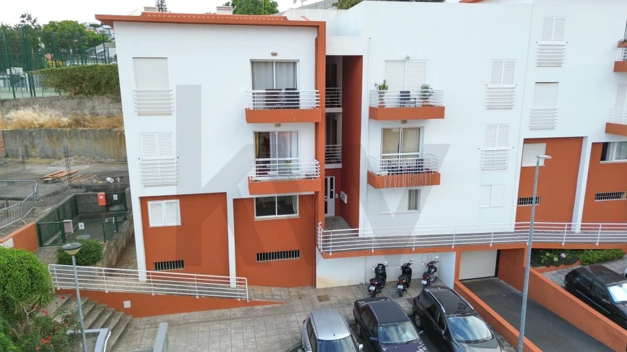 Apartamento T2 para Arrendamento em São Martinho Foto 21