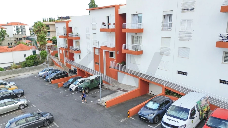 Apartamento T2 para Arrendamento em São Martinho