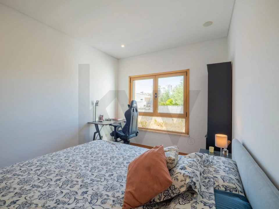 Apartamento T3 para Venda em Odivelas Foto 9
