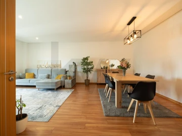 Apartamento T3 para Venda em Odivelas