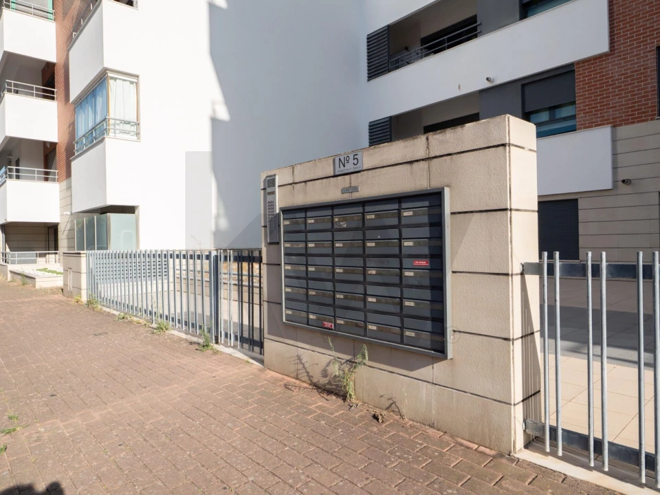 Apartamento T3 para Venda em Odivelas Foto 65