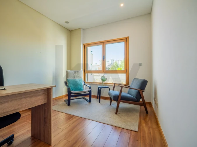 Apartamento T3 para Venda em Odivelas Foto 22