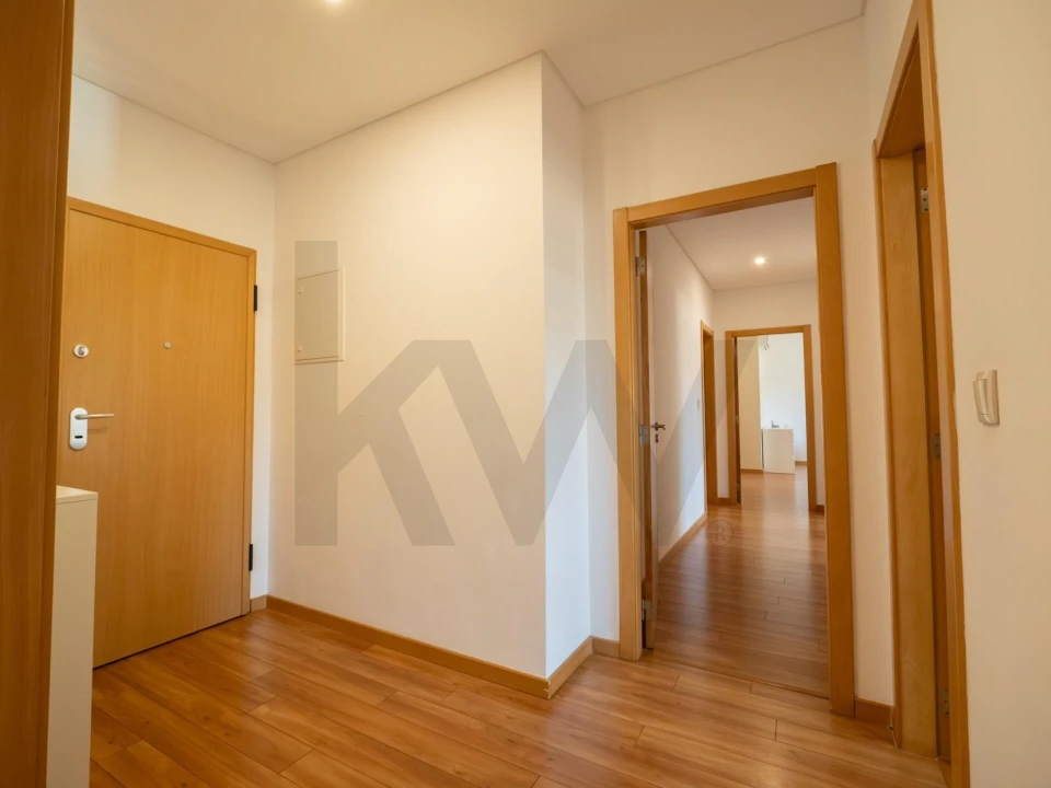 Apartamento T3 para Venda em Odivelas Foto 2