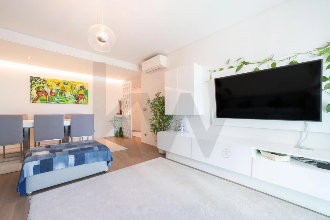 Apartamento T2 para Venda em Ajuda Foto 7