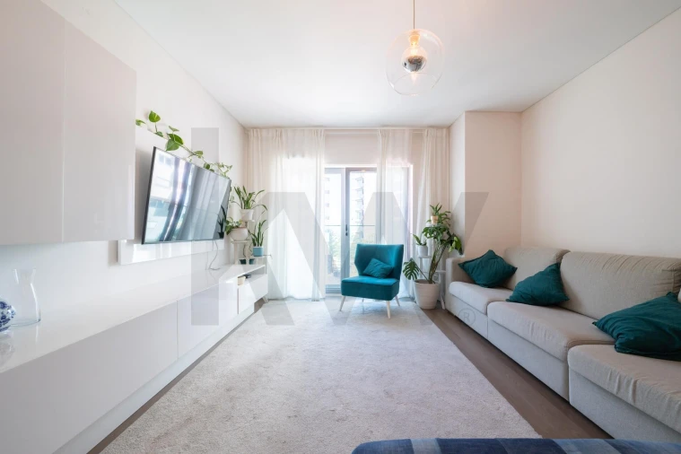 Apartamento T2 para Venda em Ajuda Foto 5