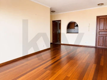 Apartamento T1 para Arrendamento em Caniço