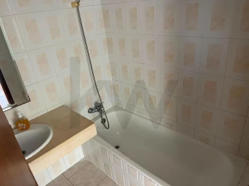 Apartamento T1 para Arrendamento em Caniço
