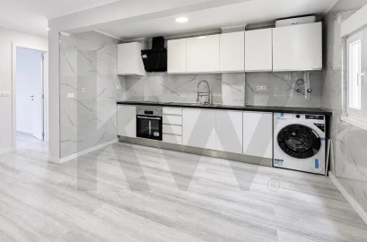 Apartamento T3 para Venda em Laranjeiro e Feijó