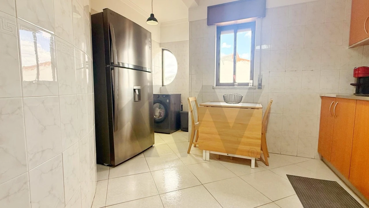Apartamento T2 para Venda em Quinta do Conde Foto 16