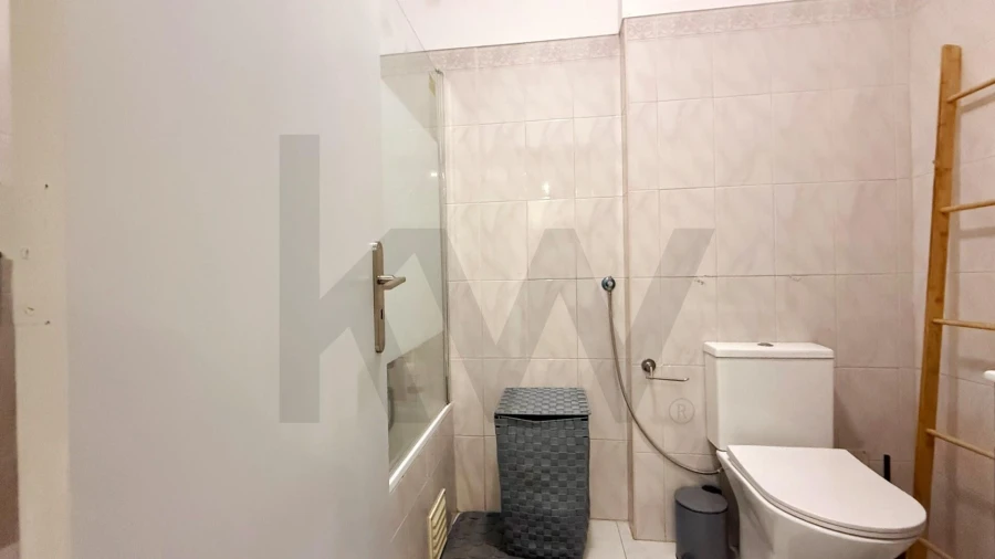 Apartamento T2 para Venda em Quinta do Conde Foto 6