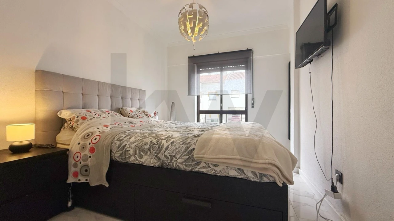 Apartamento T2 para Venda em Quinta do Conde Foto 8