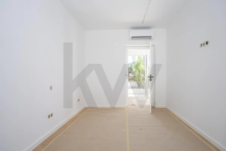 Moradia T4 para Venda em Charneca de Caparica e Sobreda Foto 53