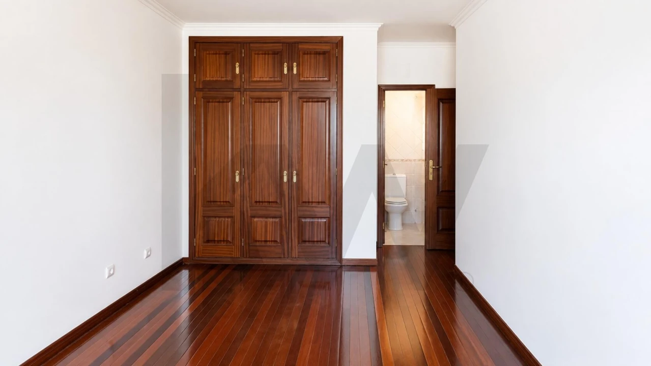 Apartamento T3 para Venda em Sacavém e Prior Velho Foto 23