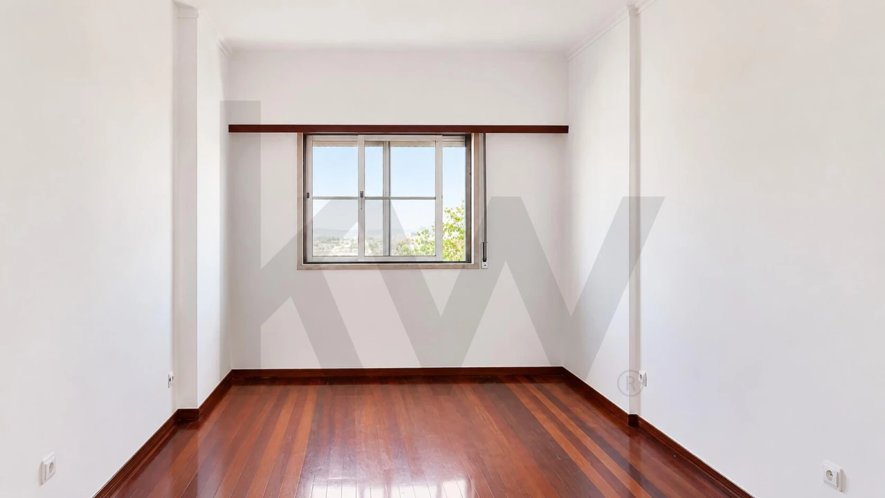 Apartamento T3 para Venda em Sacavém e Prior Velho Foto 18