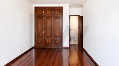Apartamento T3 para Venda em Sacavém e Prior Velho