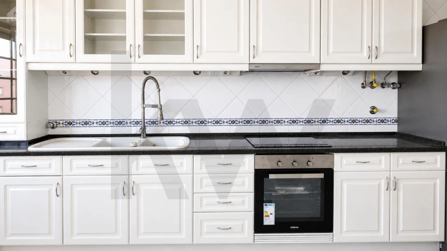 Apartamento T3 para Venda em Sacavém e Prior Velho Foto 7