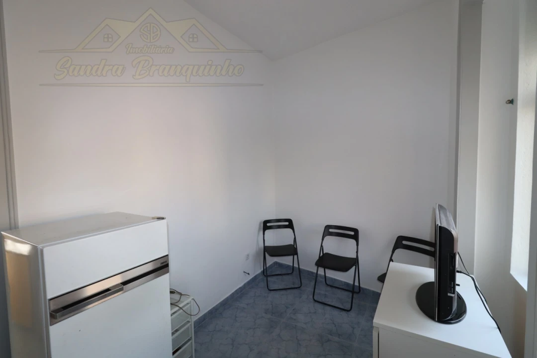 Apartamento T1 para Venda em São Vicente Foto 6
