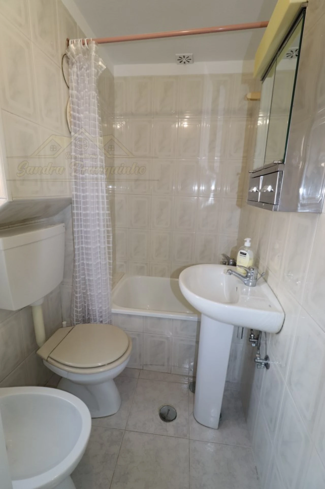 Apartamento T1 para Venda em São Vicente Foto 11