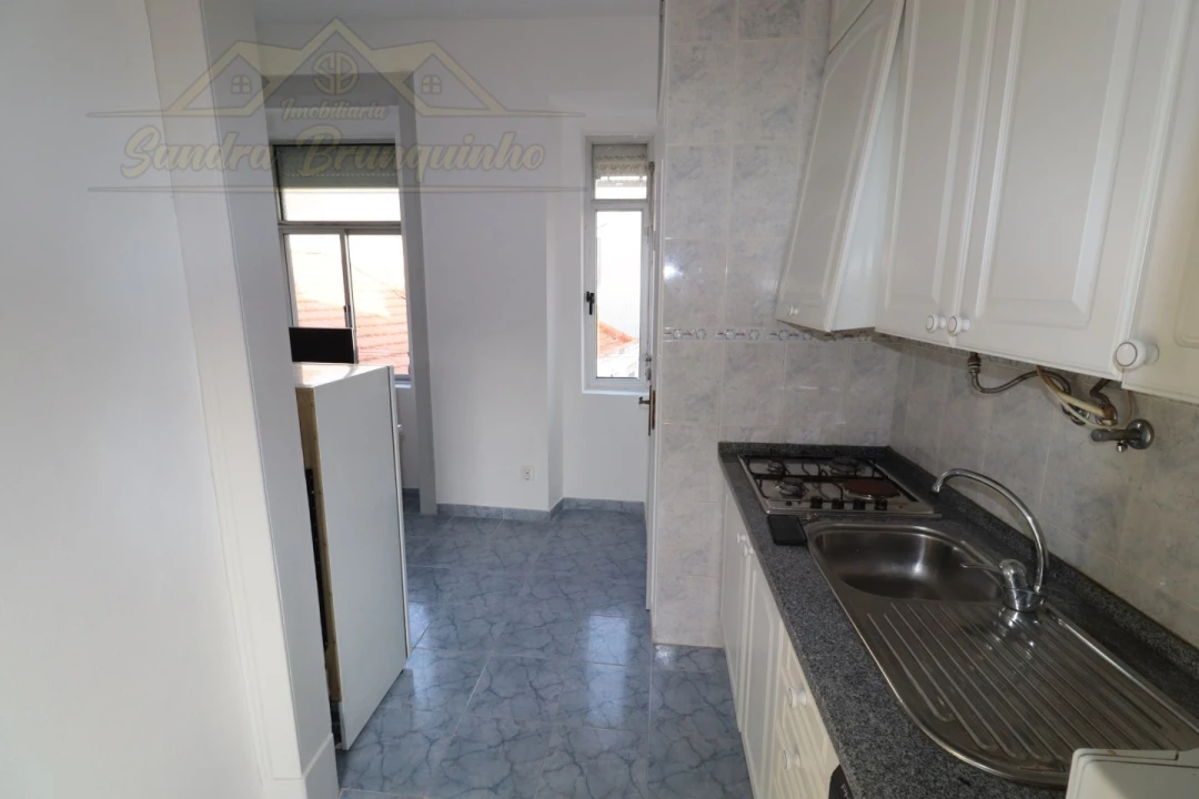 Apartamento T1 para Venda em São Vicente Foto 18