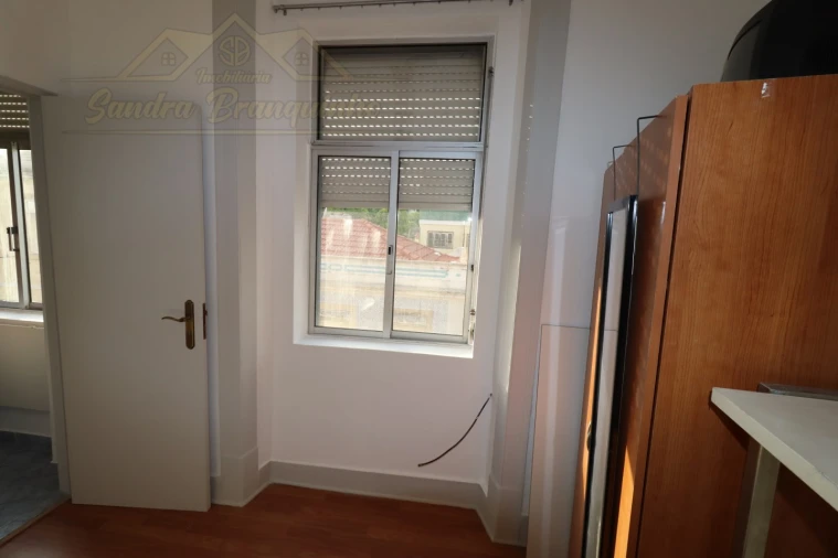 Apartamento T1 para Venda em São Vicente Foto 24