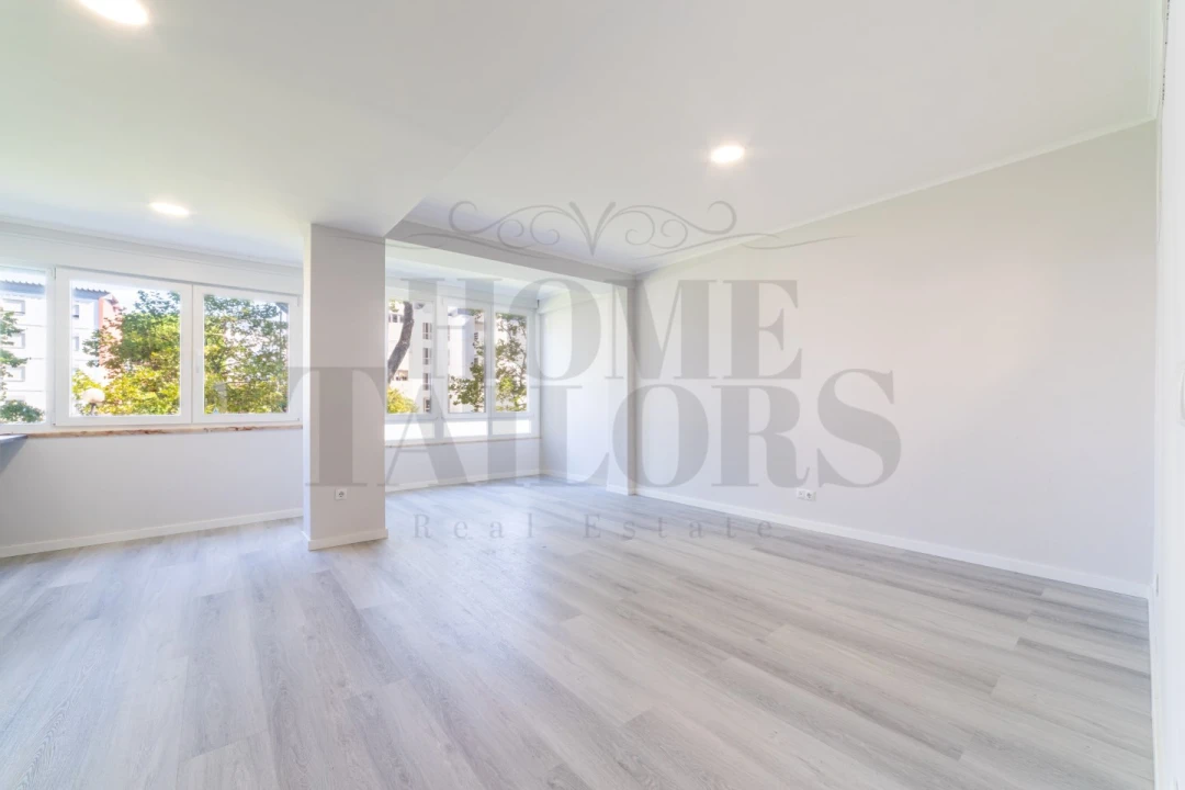 Apartamento T2 para Venda em Oeiras e São Julião da Barra, Paço de Arcos e Caxias Foto 6