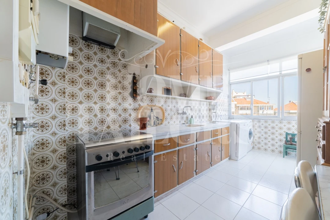 Apartamento T3 para Venda em Póvoa de Santo Adrião e Olival Basto Foto 10