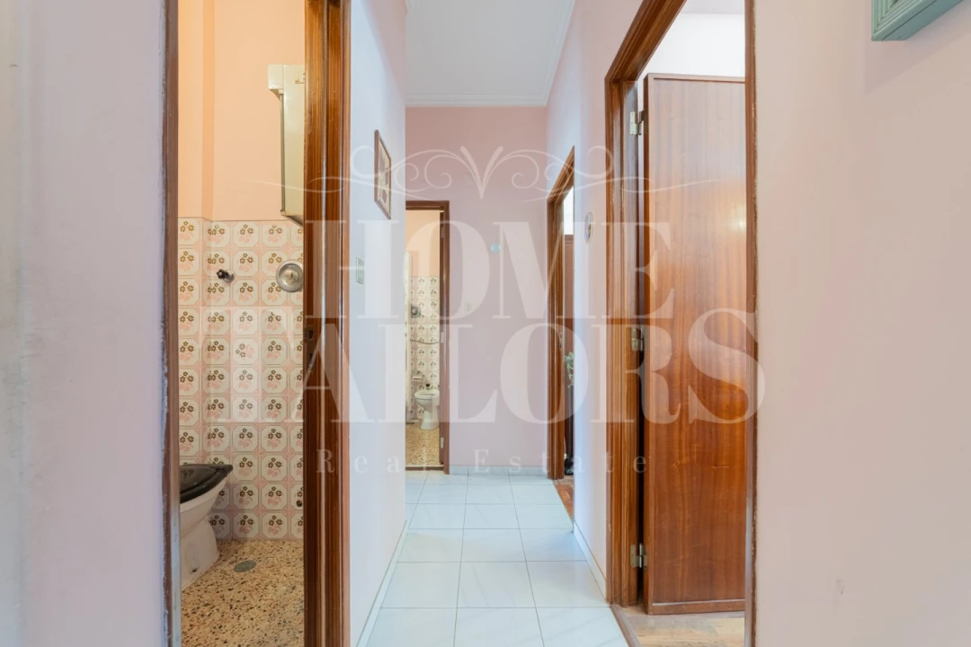 Apartamento T3 para Venda em Póvoa de Santo Adrião e Olival Basto Foto 9