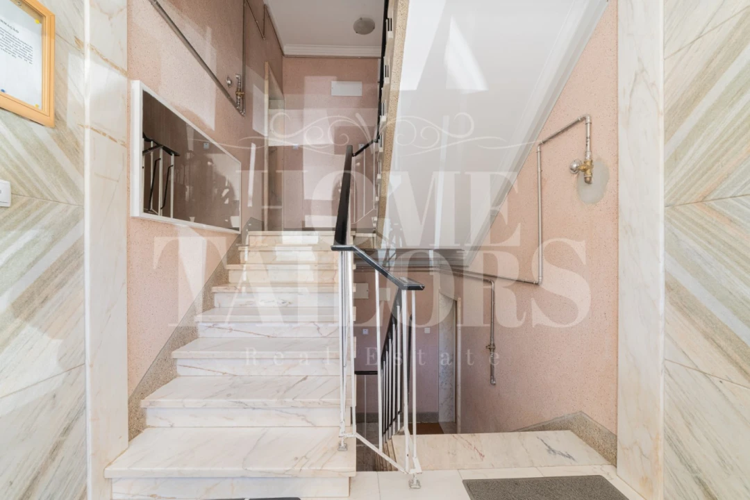 Apartamento T3 para Venda em Póvoa de Santo Adrião e Olival Basto Foto 18