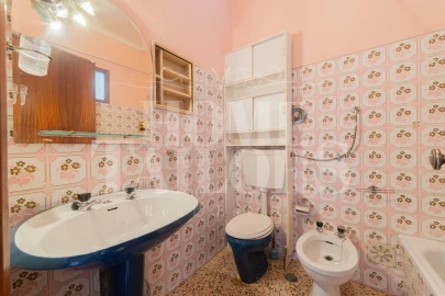 Apartamento T3 para Venda em Póvoa de Santo Adrião e Olival Basto