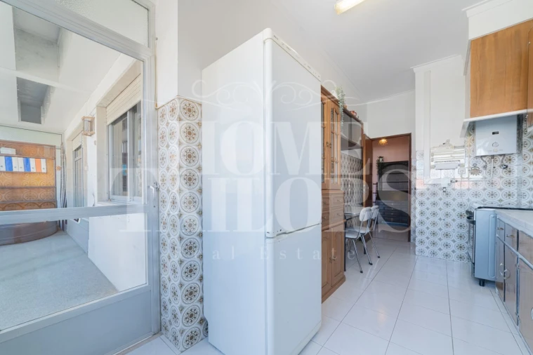 Apartamento T3 para Venda em Póvoa de Santo Adrião e Olival Basto Foto 12