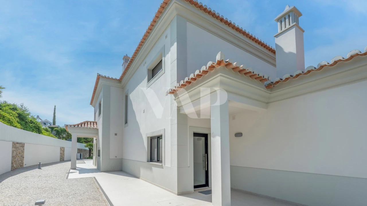 Moradia T9 para Venda em Loule (São Sebastião) Foto 28