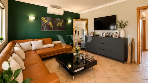 Moradia T4 para Venda em Quarteira