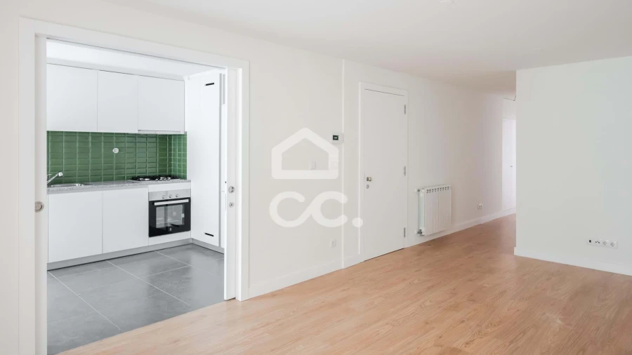 Apartamento T2 para Arrendamento em Sé Nova, Santa Cruz, Almedina e São Bartolomeu
