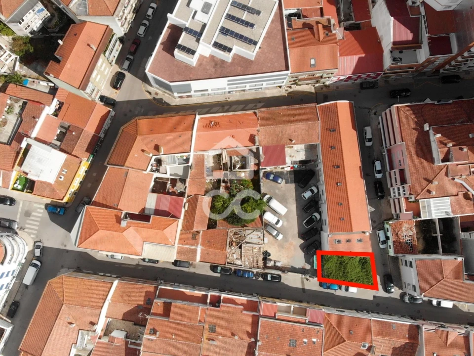Moradia T3 para Venda em Caldas da Rainha - Santo Onofre e Serra do Bouro Foto 3