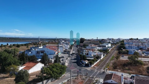 Moradia T2 para Venda em Estômbar e Parchal