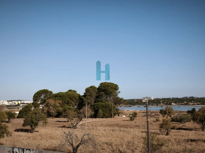 Moradia T2 para Venda em Estômbar e Parchal Foto 29